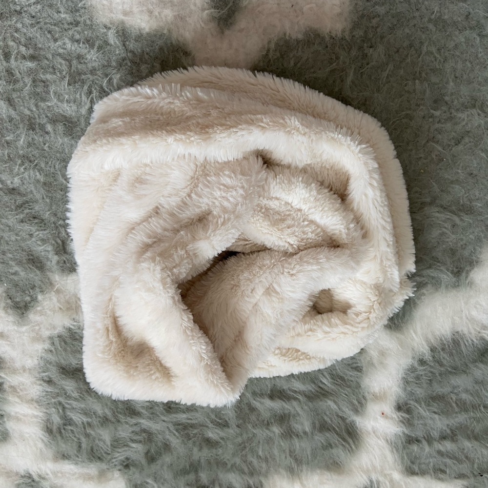 White faux fur infinity scarf